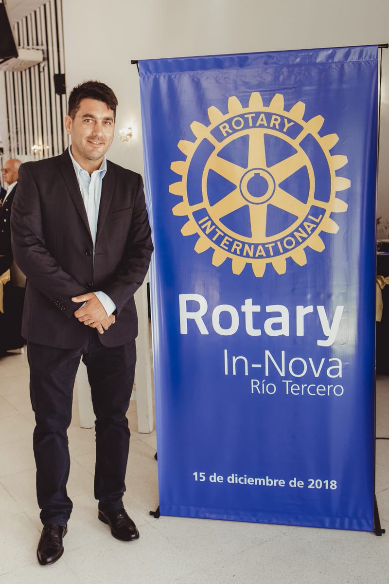 Rotary4815's tweet photo. El sábado 15 de diciembre #INNOVARotaryClub recibió formalmente su acta constitutiva por intermedio del Gobernador del #Distrito4815 Nestor Jose Montero Mendez. Contó con la presencia de distintas instituciones de nuestra ciudad la #MunicipalidaddeRíoTercero y la COSP. https://t.co/Ldlaw3i1ms