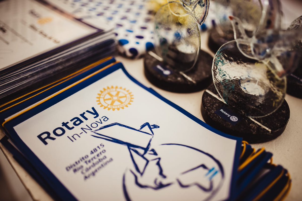 Rotary4815's tweet photo. El sábado 15 de diciembre #INNOVARotaryClub recibió formalmente su acta constitutiva por intermedio del Gobernador del #Distrito4815 Nestor Jose Montero Mendez. Contó con la presencia de distintas instituciones de nuestra ciudad la #MunicipalidaddeRíoTercero y la COSP. https://t.co/Ldlaw3i1ms