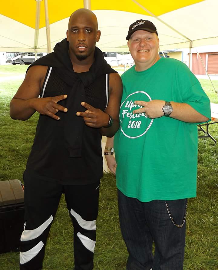 DadbyFaith's tweet photo. HBD to @rmgtweets own, @thederekminor! 

He has taught me... loved on me... chopped it up with me... cracked jokes with me...

Derek def. fam!!

#rmgisFAM #reflectgodreflectgreatness https://t.co/GD3oQJ1eRA