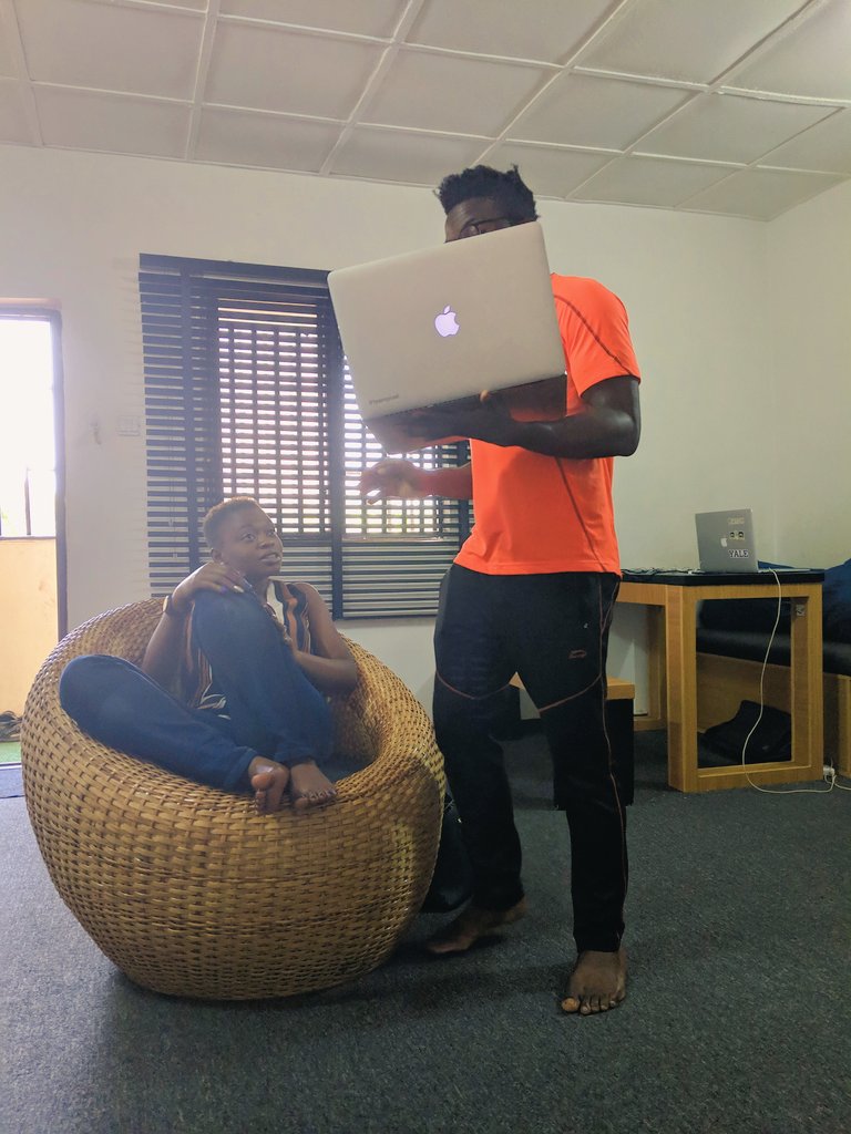 akankastudio's tweet image. The reaction of @StandtoEndRape founder @AyodejiOsowobi at our studio when our design lead @ChineEzeks revealed their latest brand identity was priceless! 😲

New brand identity, new website — January 2019 😁 #DesignandImpact