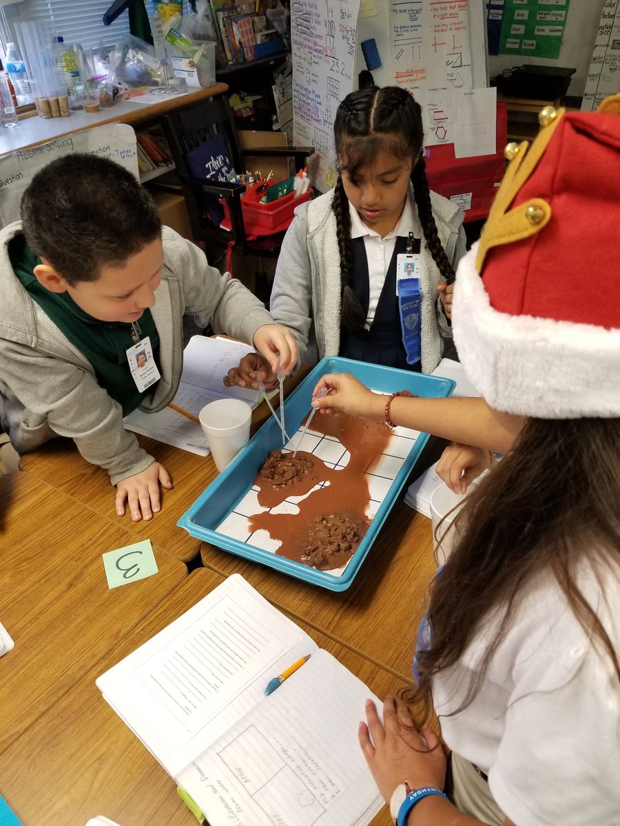 angelponce771's tweet photo. Science Hands on Lessons about weathering @BartonBuff @BartonLib1 #slowchanges #motivationmonday https://t.co/6oEPy3crLT