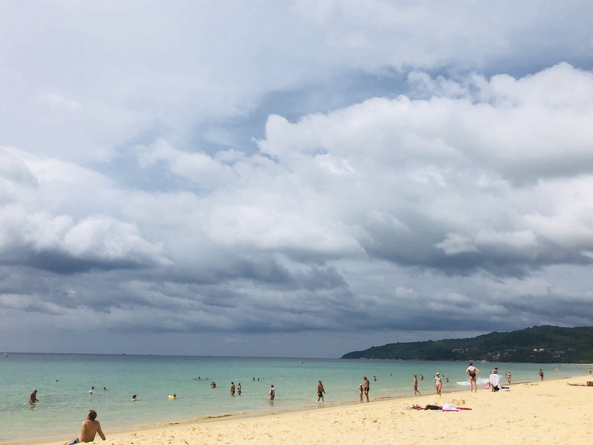 Fukuya Tetsuma マレーシア タイで3ヶ所ビーチ行ったけど のカロンビーチが断トツで綺麗だった タイ カロンビーチ パトンビーチ マレーシア パンタイチェナンビーチ