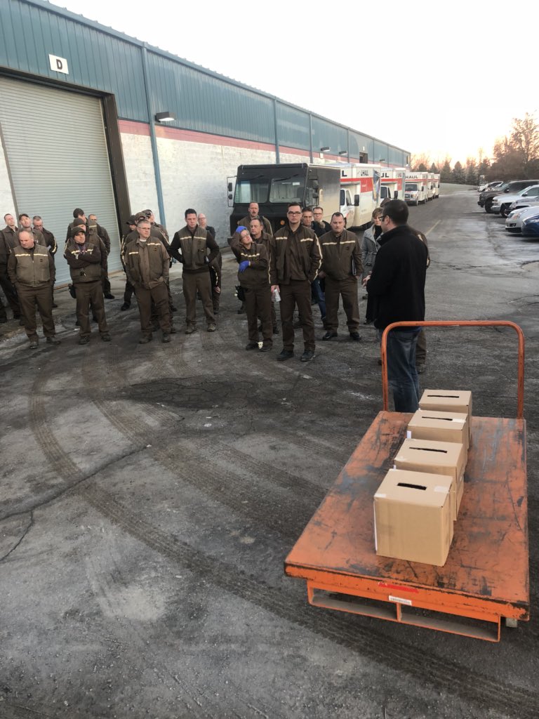 GLNESafe's tweet photo. Howell Center working on Day 1 of this week’s peak safety initiative activity. Stop before you D.R.O.P., y’all! D=Avoid Distractions! 🙌🏽🙌🏽
#LiveSafely #PeakSmiles #NESafe https://t.co/OevEg1OADb