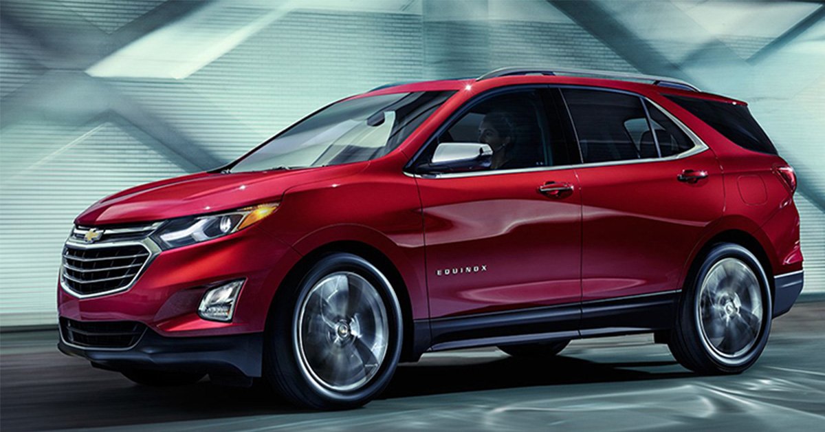 UPgrade_Program's tweet image. Make the season brighter in a 2019 Chevrolet Equinox and unwrap Apple CarPlay, lane-keep assist, and automatic braking. Give us a call today for best selection and pricing. #Chevy #Equinox