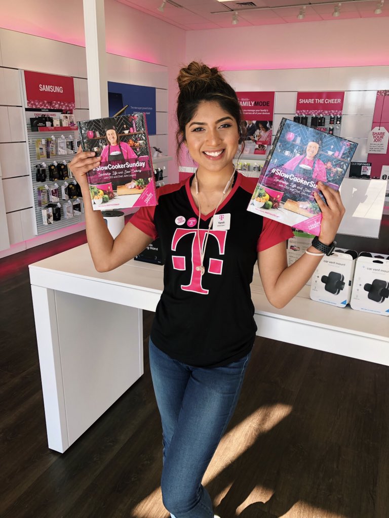 MobileOneLLC's tweet photo. Have you got your hands on John Legere's #SlowCookerSundays Cookbook yet? If not, then what are you waiting for? Grab one now at our MobileOne T-Mobile stores! (Proceeds go to Feeding America too.) ๐
via Twitter @YareliHinojosa_ https://t.co/IZUZa98oOU