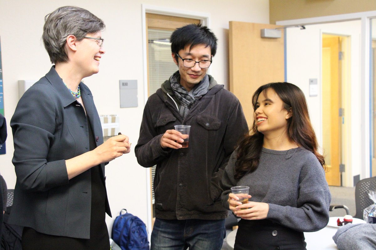 Congrats to our first data science major graduates! Excited to see what paths you will follow! tinyurl.com/ucbdatagrads @UCBerkeley #DataScientists #DataPioneers