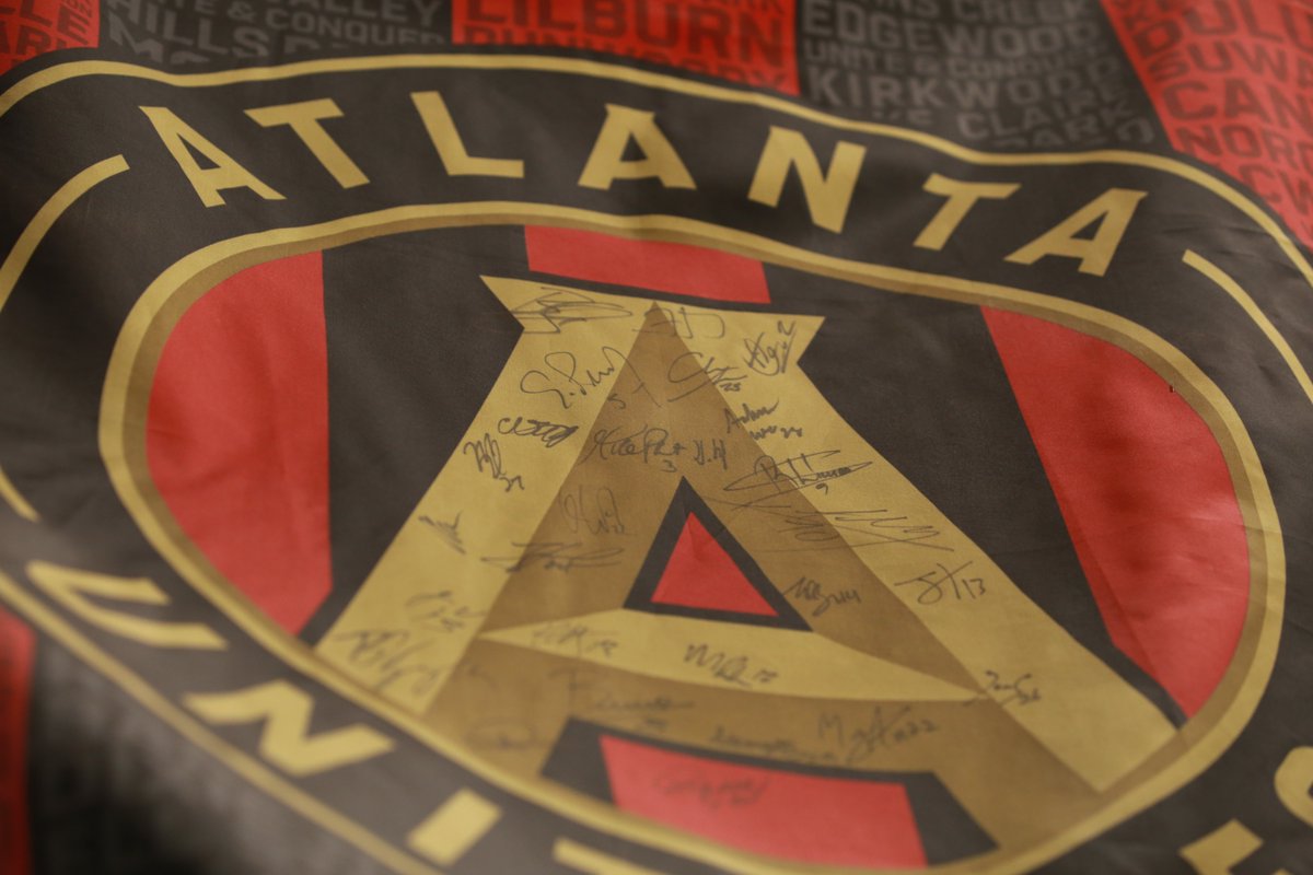 🚨 It's a flag giveaway 🚨 RT and follow to win an #ATLUTD team-signed flag!