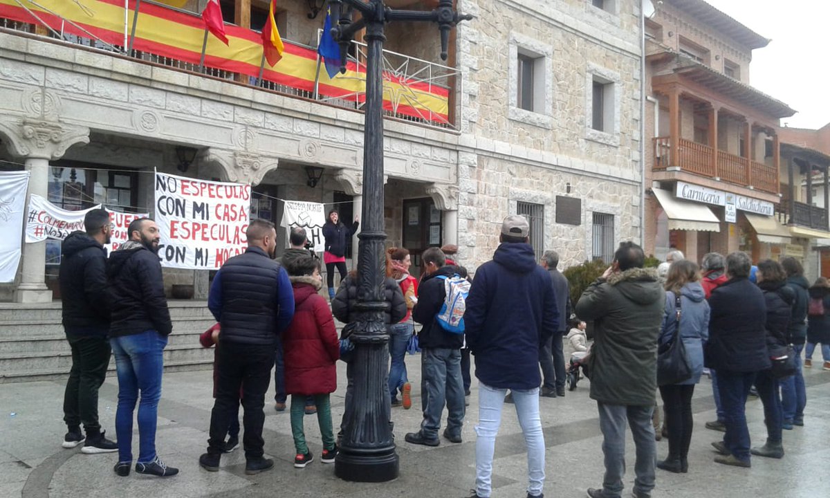 pahsierranorte's tweet photo. Comunicado de la PAHSN a las acusaciones de Òscar Cerezal, alcalde de Manzanares El Real .@oscarcerezal @ManzanaresReal 

https://t.co/Fut7RSfWKY https://t.co/ubfsw3Jwk3