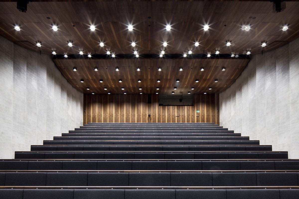 James Simon Galerie by David Chipperfield Architects. bit.ly/2R1Y9gH https://t.co/JukkhArpSo