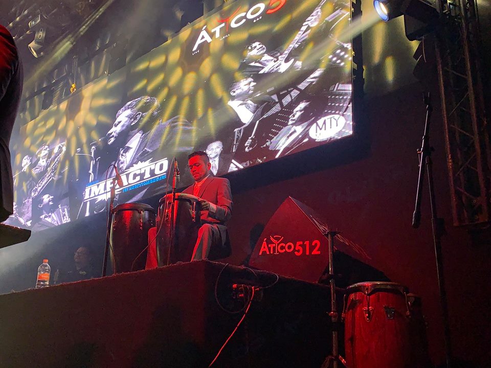 MonterreyMusic's tweet photo. 📸 | Gran ambiente y buena cumbia fue la que puso #LaEleganciaMusical @impactommorelos el sábado en #LaGranPosada del #Atico512 #MtyMusic 🔥 https://t.co/q681dEcR9o