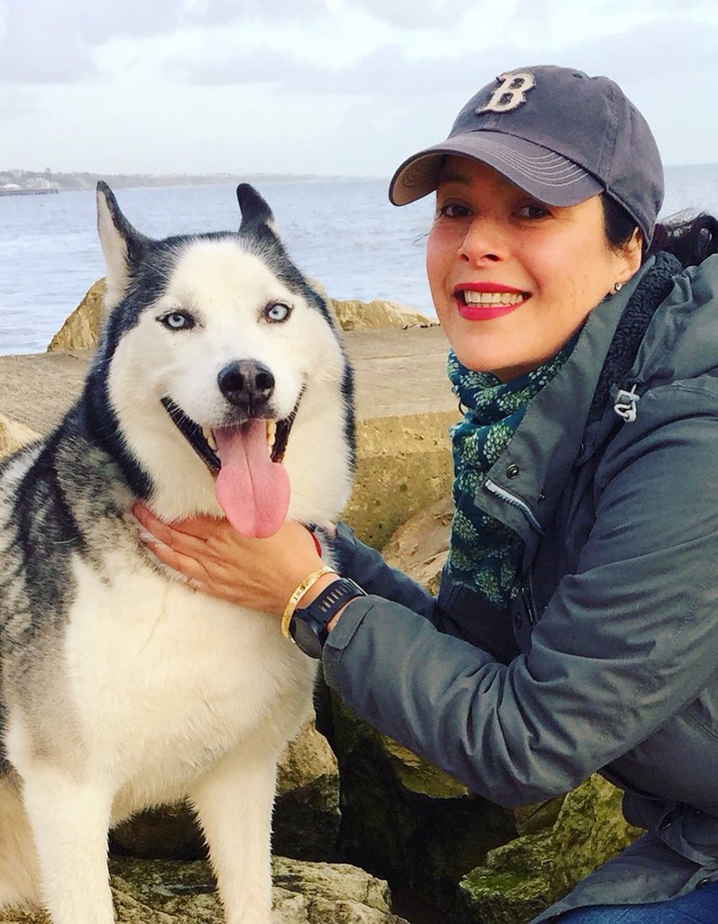 itshalani's tweet photo. Beach day w/ my boy. Best way to spend a Monday and nourish sanity. #howtostayyoung #selfcare #MondayMotivation #Dorset https://t.co/218YczUc7I
