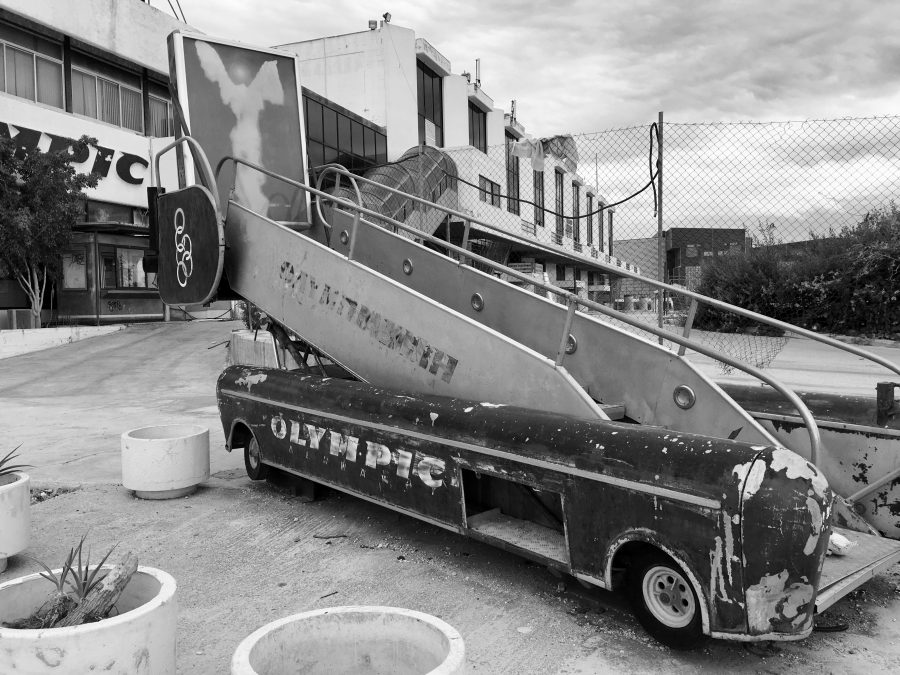 RP2.03, Dossier: Economies and Times of Deportation
Nicolas De Genova, 'The deportation power'

"What emerges... is the role of deportation in producing the conditions of possibility for sustaining the casual and callous disposability... of human life"  

radicalphilosophy.com/article/the-de…