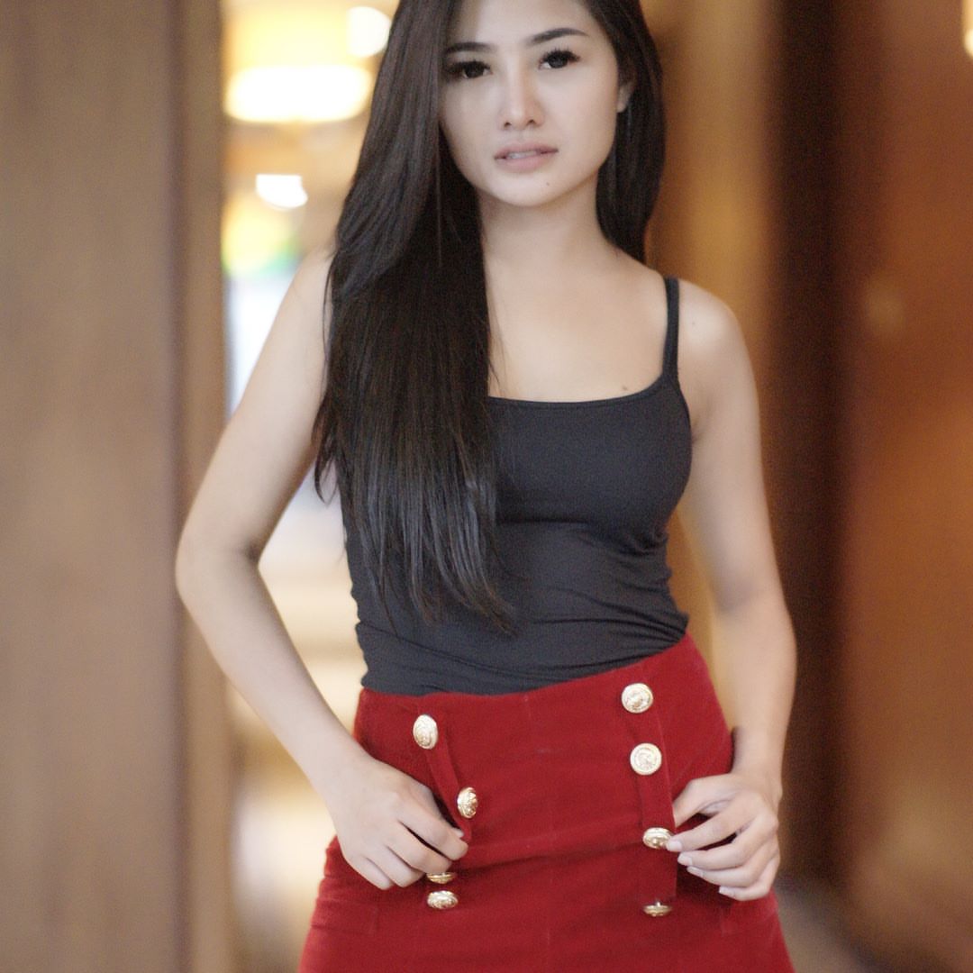 GweenCha's tweet photo. Just be who you want to be, not what others want to see.
#IchaGween #ModelPopular #MissPopular #MajalahPopular #PopularMagazine #ModelIndonesia #IndoModel #FemaleDJ https://t.co/Xh5XPGRVkk