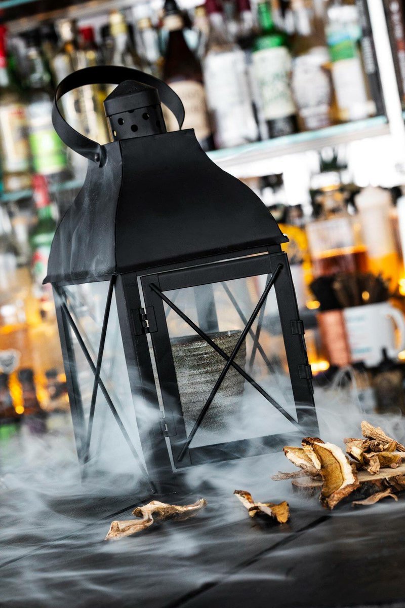 Laphroaig Mix
Sciroppo di funghi
Americano Cocchi
Liquore Pino mugo
Fernet Branca
Amer Picon
Il nostro #Monday #Motivation si chiama #Fog in the #Sky! #loungebar #piano35 #turin #December #Christmas