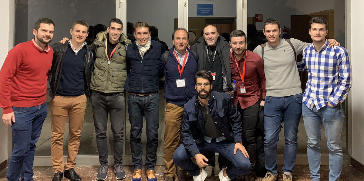 Este año repetimos comunicación en el <a href="/SimposioFuerza/">Simposio de Fuerza</a>. Ciencia + amigos es una muy buena combinación. <a href="/peterjr49/">Pedro Jiménez-Reyes</a> <a href="/amagr/">Amador García Ramos</a> <a href="/alex_pc1992/">Alejandro Pérez Castilla</a> <a href="/Jesusvv1989/">Jesus Vera</a> <a href="/peterjr49/">Pedro Jiménez-Reyes</a> <a href="/jb_morin/">JB Morin</a> <a href="/cbalsalobre/">Caarlotaa:)))</a> <a href="/PierreSamozino/">Pierre Samozino</a>