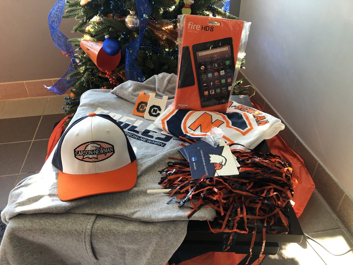 We’re in the giving mood this Christmas. 

RT this post &amp; follow <a href="/CNathletics/">Carson-Newman Athletics</a> for a chance to win

🎄Amazon Fire 8 HD tablet
🎄C-N hoodie
🎄C-N t-shirt
🎄Two C-N ID holders
🎄Four C-N coasters
🎄C-N lapel pin
🎄Orange &amp; Blue pom pom

Winner will be selected at random Wednesday