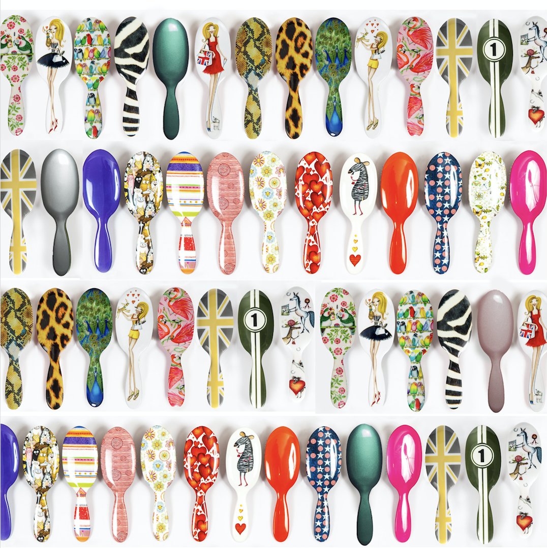 rockandruddle_'s tweet photo. Still Christmas shopping? Look no further https://t.co/GkDXIKFd9m
Gorgeous natural bristle hairbrushes in a myriad of must have designs. Turn brushing your hair from a task to a treat!❤️
 #gifts #christmas #giftsforgirls l #hairbrush #beauty   #pretty #qualitygifts https://t.co/LdGLlqDijA