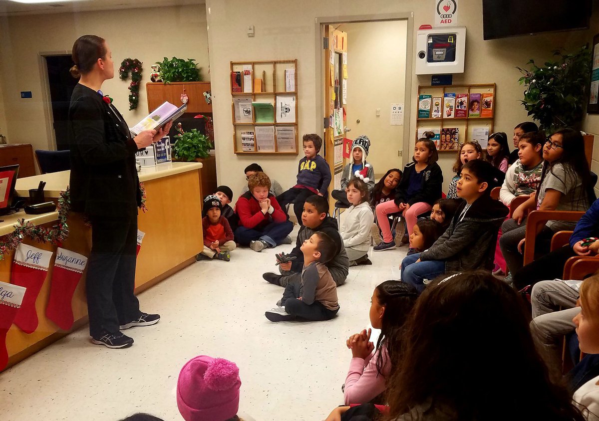 NISD's tweet photo. #ThisIsNorthside- @nisdnicholses students &amp; staff warmed up to good books with a school wide Winter Read Aloud! Students were able to choose 2 sessions to attend. ❄️☃️ https://t.co/C9Xq9hbQUh