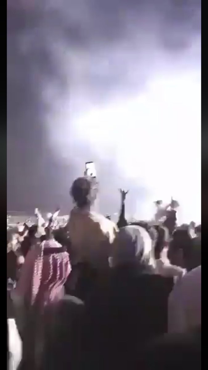 A3z44's tweet photo. #الدرعيه_تجاهر_بالمعاصي حكمموا عقلكم لو كان الرسول صل الله عليه وسلم بيننا ماذا سيفعل ؟؟!. https://t.co/ZfZN5SWG1z