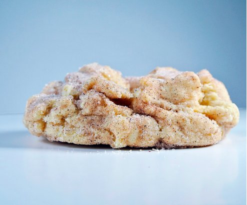 PaulWayneFood's tweet photo. Satisfy your sweet tooth cravings with our snickerdoodle cookie!

With a twist of cinnamon and sugar crunchy coating will be sure to leave you wanting more! Check it out here: https://t.co/pEQLlqBZZP 

#SweetTooth #PaulWayneFood https://t.co/xxBFtgMEfp