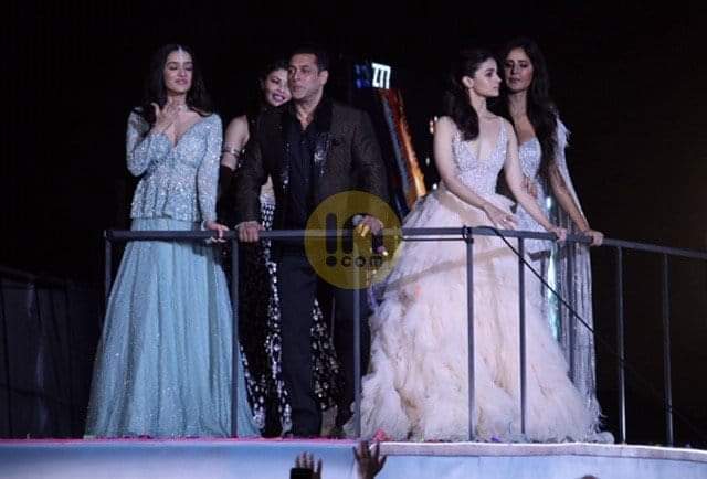 Star Screen Awards 31st December 2018 Full Show 720p Free Download
