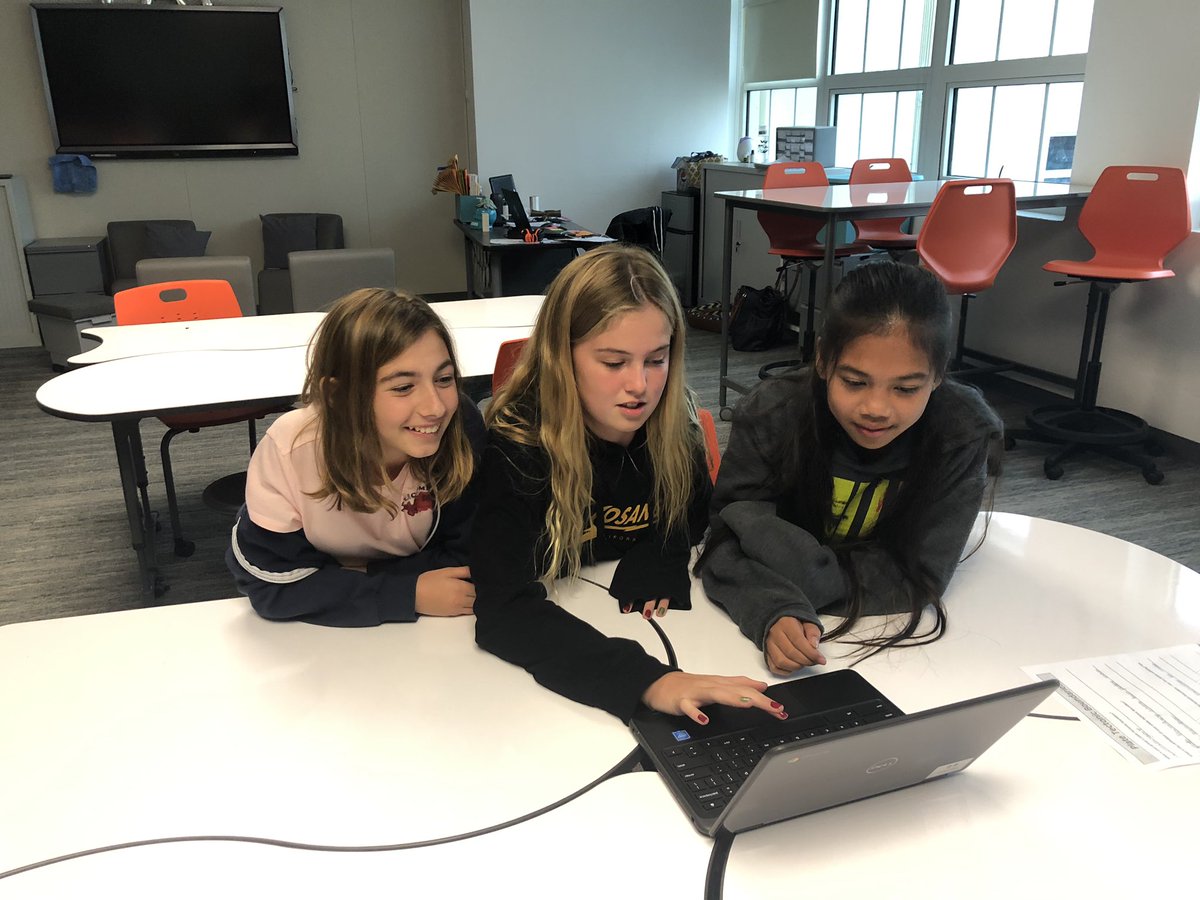 survivingthemid's tweet image. Semester 1 down for @csuf_edtech! We explored #MakerSpace, #hourofcode2018, #flipgrid, and #screencastify but more importantly, my students learned to problem-solve And collaborate through #UDL lessons and for that I am grateful!
