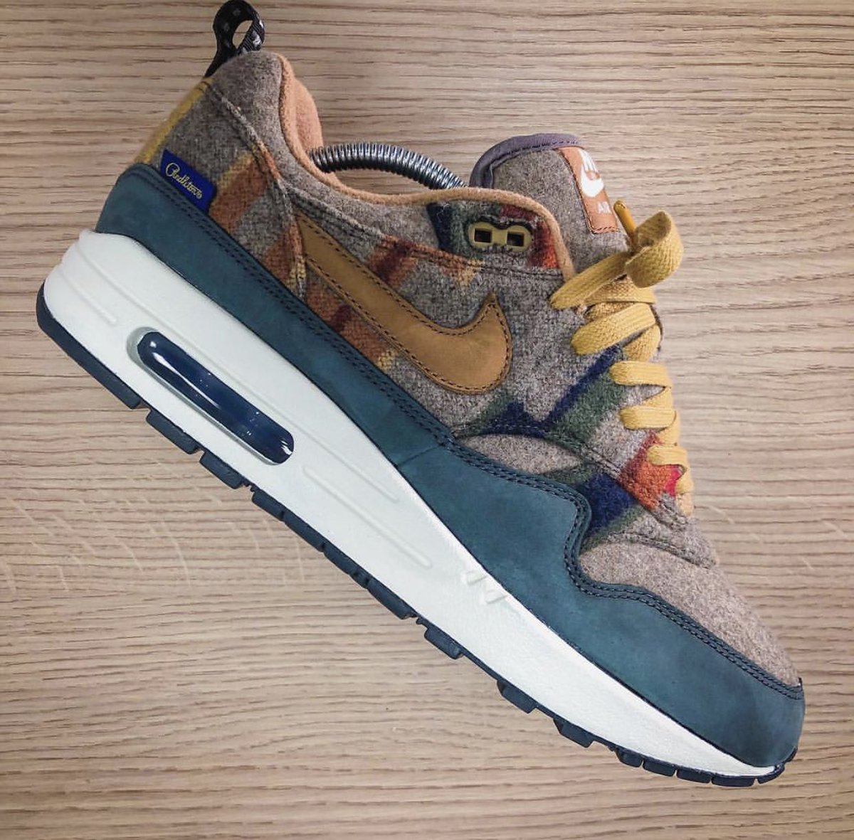 nike pendleton 2018