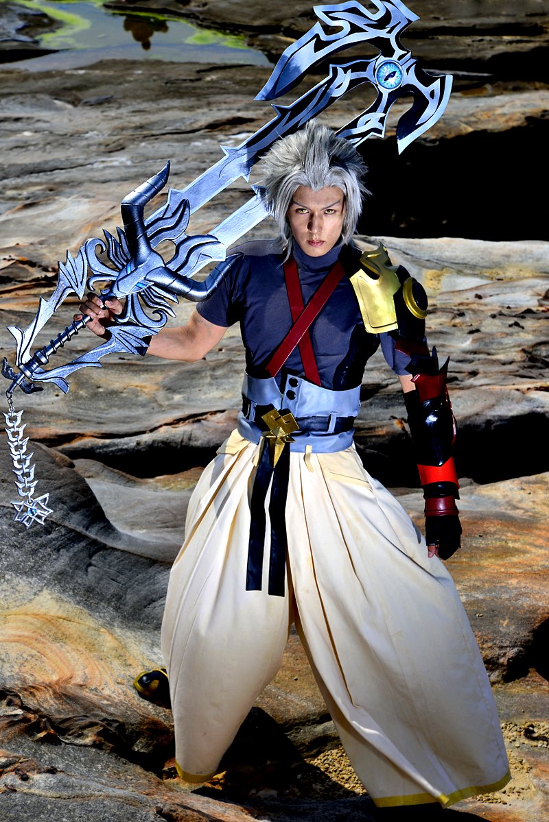 Kanon Pa Twitter Kingdom Hearts Birth By Sleep テラ キーブレードグレイブヤードにて キングダムハーツ3が楽しみで仕方ないです キーブレードは ゲームのデザインを再現することを目標に作った ノーネーム 撮影は 1枚目 ハロさん 2枚目 bさん 3 4枚