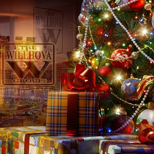 HAPPY HOLIDAYS TO EVERYONE ON TWITTER. WE'RE ALL THE CHRISTMAS PHOTOS?  LET'S GET INTO THE HOLIDAYS SPIRIT AND POST PICTURES. LIKE, SHARE, TAG AND COMMENT BELOW! The Willhova Group: @willhovagroup Website: willhova.com or call @ 800.857.4054 #willhovagroup #Christmas