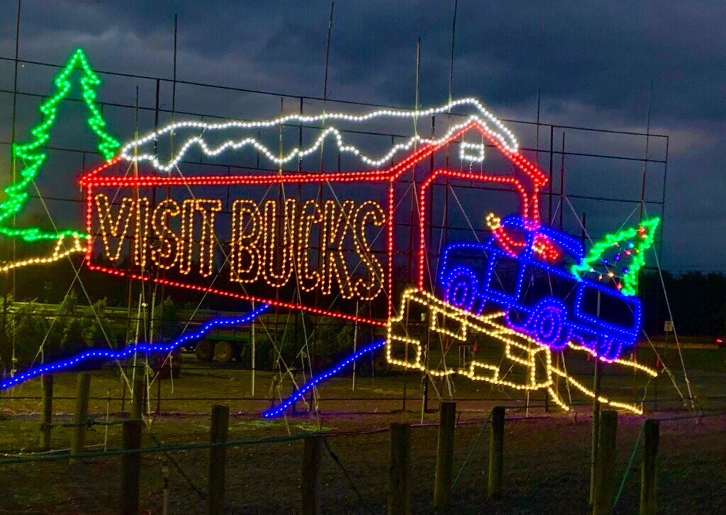 Our newest light display, right as we turned on the lights tonight. We are in love! 💚💙❤️🧡💛💜💙💚 #BucksCounty #VisitBucks