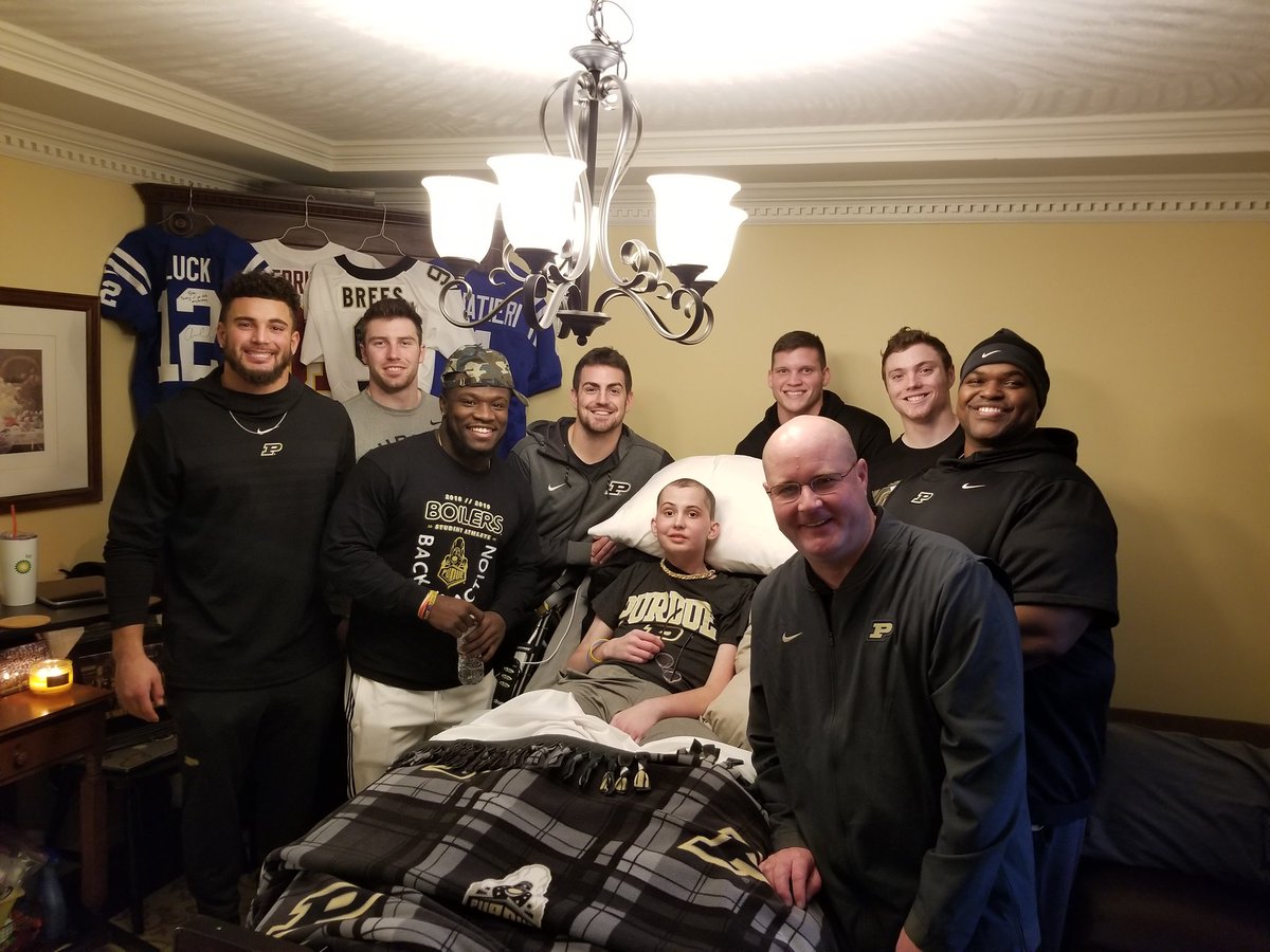 TonyTrent10's tweet photo. What an incredible group of young men. Thank you @BoilerFootball for taking the time to visit and encourage our family. @theTylerTrent https://t.co/vAAaIqSmE2