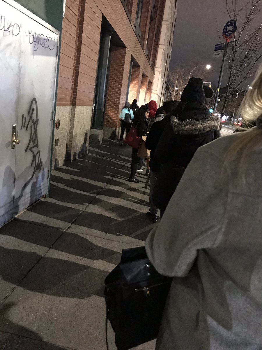 samplesally's tweet image. A line outside Marc Jacobs sample sale for the preview at 150 Greene St! Not a good sign!