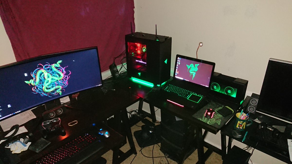 tdfx's tweet photo. @Razer I may be a little obsessed with RAZER. Overkill? RTX 2080 TI in Desktop and RTX 2080 in a RAZER Core V2. https://t.co/GHAkXcYX7N