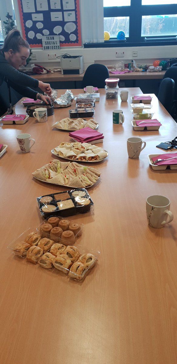 FHSSocialSubs's tweet image. Team Social Subjects had a fantastic festive lunch today!  We brought in far to much food but it will save us bringing lunch for the next few days.  #socialsubjects #christmas