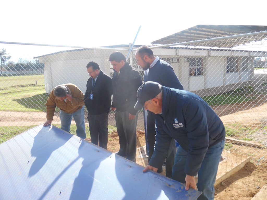 ITSSNPUEBLA's tweet photo. El Ing. @AlbertoAmadorGl , realizó un recorrido por las Instalaciones del ITSSNP, acompañado de personal del #SOSAPAZ , para conocer los avances del proyecto “Captación de agua de lluvia” asimismo se revisó la instalación de la nueva red hidráulica. @machsa74 @MarthaErikaA https://t.co/9yuq66JpKL