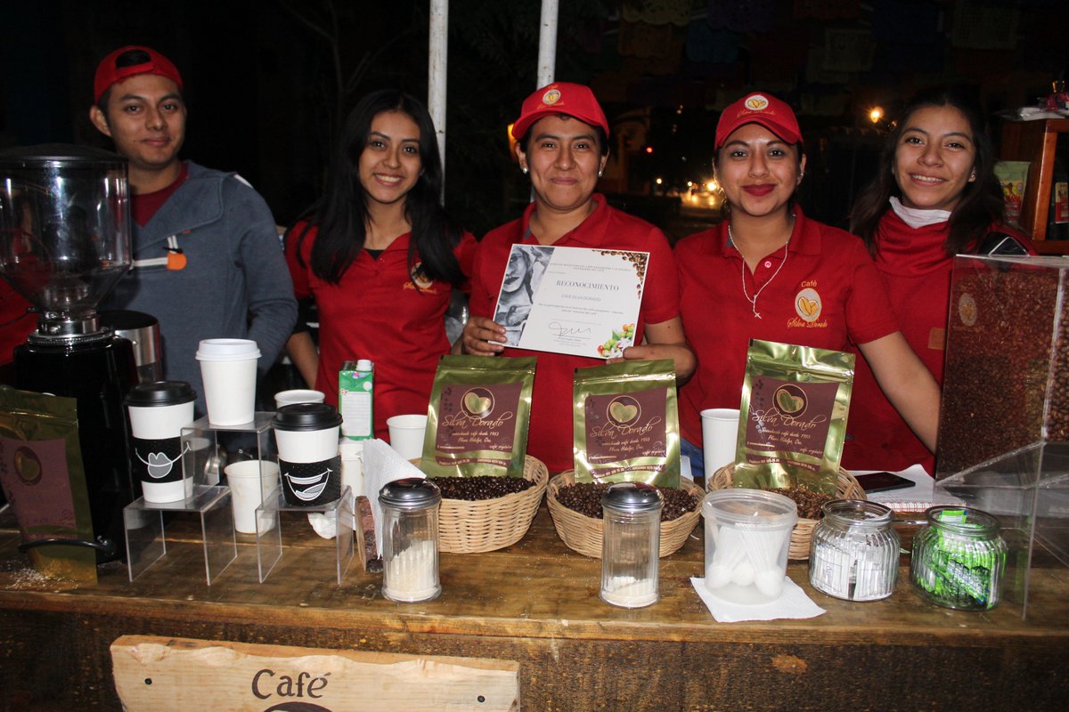 EfrainAragon_'s tweet photo. Agradezco a las barras de café participantes en el Segundo Festival del Café Oaxaqueño "Amantes del Café", nos vemos en el 2019. 

#FestivalOaxaqueñoDelCafé #ConsumeLocal #Oaxaca https://t.co/xkN8fJhLKi