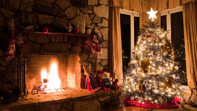 thehill's tweet photo. Kentucky radio station plays "Baby It's Cold Outside" on repeat for 2 hours straight https://t.co/3HuJp2whS3 https://t.co/z6N1pn2XYr