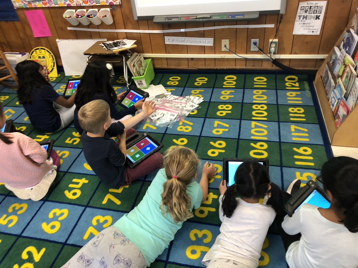 We enjoyed playing Kahoot today to learn about leaving our digital footprint on the internet! <a href="/BCE_BlueJays/">BrushyCreekElementary</a> <a href="/RRISDTech/">RoundRock Technology</a> <a href="/gigemITS/">Jacqueline Garcia</a>