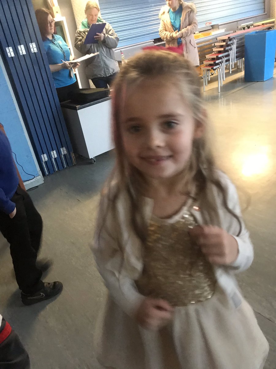 HaghillTeam's tweet photo. Dancing, singing, party games ... and a visit from Santa!! ๐
๐ฝ Primary 1 and 2 had a fabulous time at their party today #babyshark #MerryChristmas #partytime https://t.co/W50Z4yCT0Y