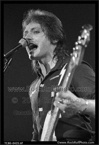 sweetpurplejune's tweet photo. Some of my favorite photos from Ron Pownall.
Visit https://t.co/ISkR2xq2ea for the full set.
#TheCars #BenjaminOrr #RonPownall https://t.co/L76P2t0VYw