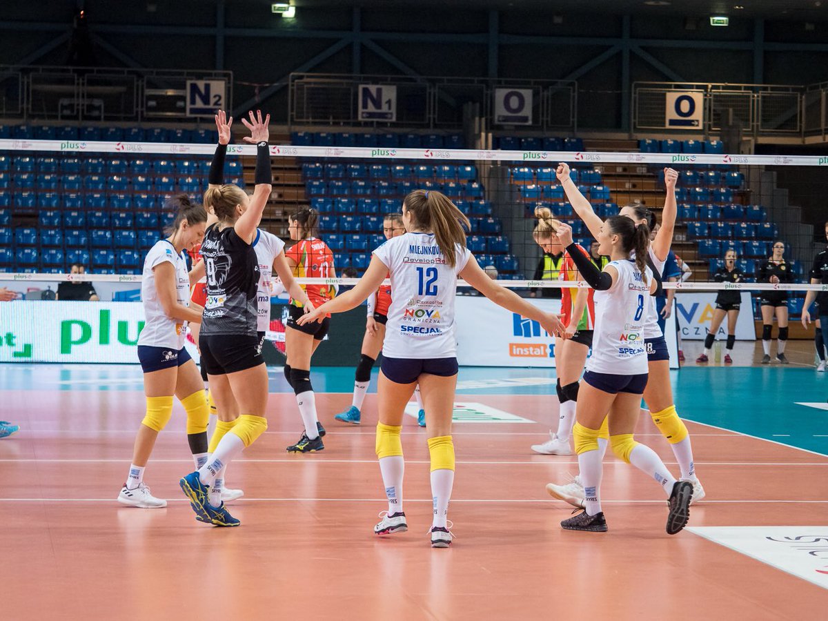 KSDevelopres's tweet image. #MatchAlert wygrywamy 1 seta 🔥👊🏻

#DevelopresSkyResRzeszów 🆚 BKS Profi Credit Bielsko-Biała 
1:0 (25:11)
@SiatkarskaLiga 
#lsk #developres #rzeszów #podkarpackie
