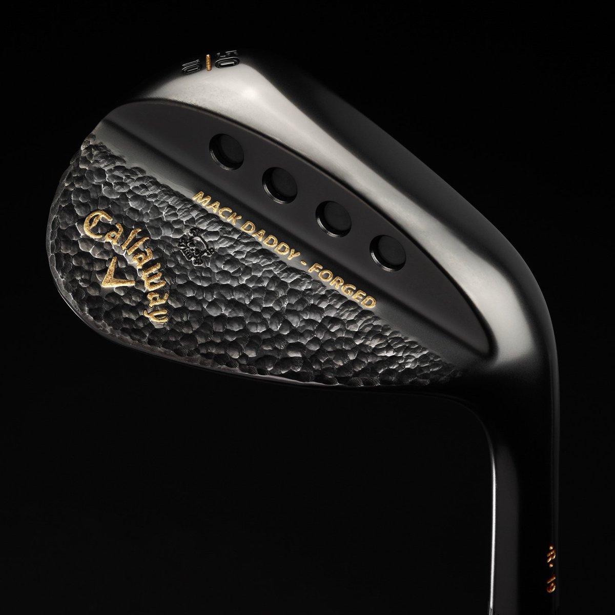 CallawayGolf's tweet photo. Auction now LIVE 👀

Bid now and this month's ultra-custom, Tour/Japan only wedge set featuring hammered heads, ACCRA Hickory shafts and Kangaroo Leather grips could be yours >> https://t.co/m3ztSMYeKr #CallawayCustoms https://t.co/PqMg9oriwr