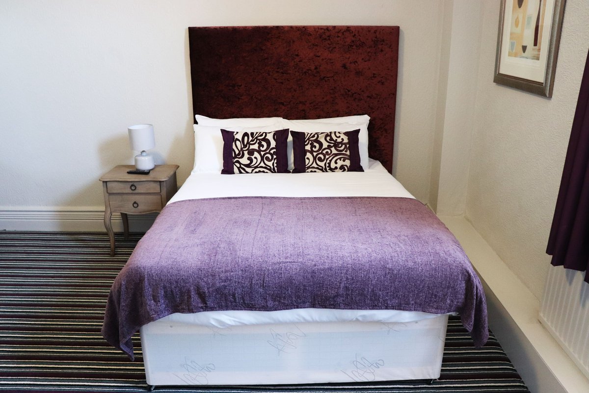 Coming back to one of our comfy beds after a long day is one of the best things about staying with us 🙌