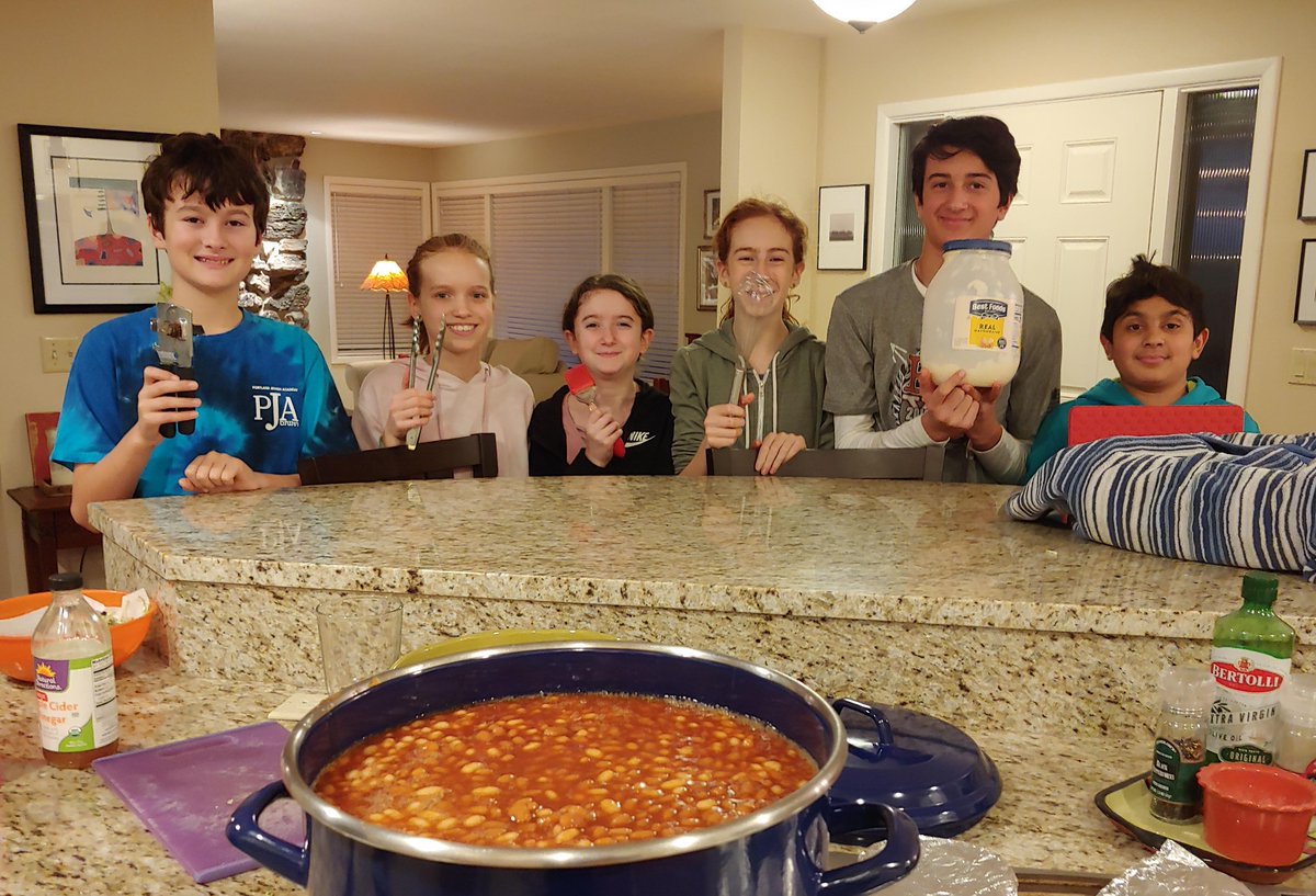 PJA Middle School students prepared and served a delicious meal for the 120 residents at the Willamette Shelter in SE Portland.  #ThinkForYourselfWorkForTheWorld #pjaproud
