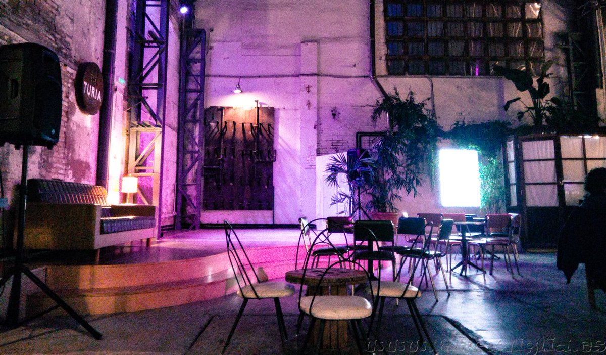 NUEVO POST. ¿Buscar un lugar diferente en #Valencia? ¡Estos son los bares más originales de la ciudad: meraviglia.es/bares-original…