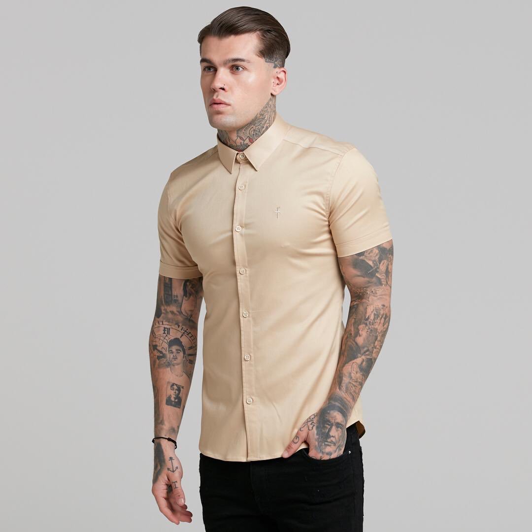 WIN 3 items of your choice at #FatherSons 🎁🎁🎁

- Follow
- RT

Winner chosen Sunday | fathersonsclothing.com/collections/su…