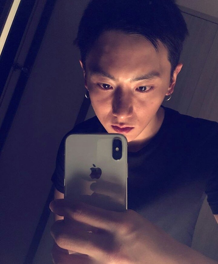 Indonesiahoneys's tweet photo. 181218 #JangHyunseung IG update
- No Caption -

Location : Home Sweet Home

#Hyunseung #장현승 https://t.co/AYjyjTASpF