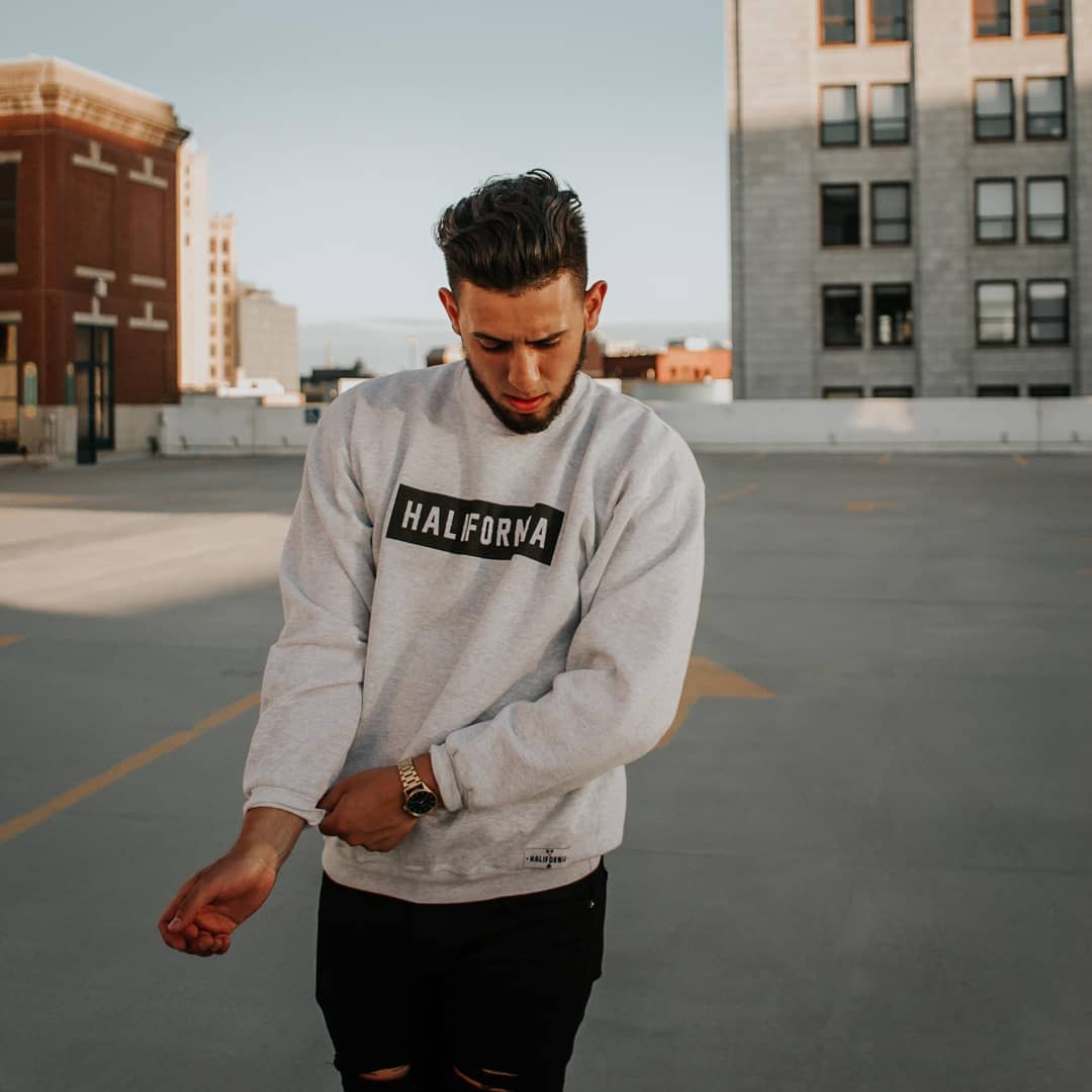 EdMinist's tweet photo. Buy this amazing Pullover from https://t.co/b4b6oZBzcg. Enter code - KUSHANKK111033620 for 20% discount.
#clothing #clothingbrand #influencers #discount #coupon #clothes #edmfamily #edmlifestyle #edmnation #fashionista #fashionforeveryone #BestBuy #fashionaddict #EDM #LOOKOUT https://t.co/7DxTKax46J