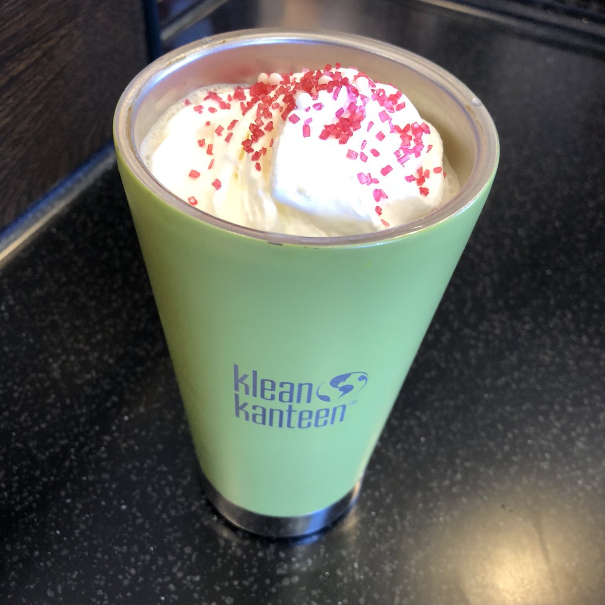 AgentTrimble's tweet photo. Got a toasted white chocolate mocha refill today. #ilovenickisdiapers #everythingnickis #kleankanteen #trulyklean #starbucks #targetrun https://t.co/MNgKuQye8b