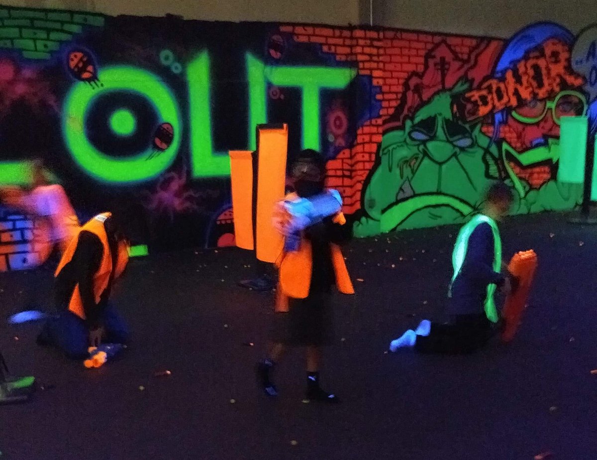 AllOutZone's tweet photo. Our Black Light Nerf Arena is second to none for Family Fun!
.
.
.
. https://t.co/UFRhHmN3rs